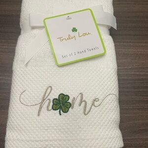 TRULY White and Green Bath Towels with Waffle Weave